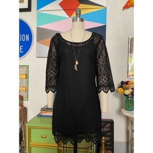 Beautiful H&M lace mini shift dress